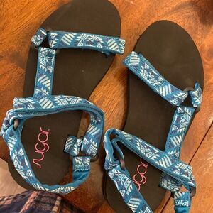 NWT Sugar Women’s Yodel Sandals Size 7